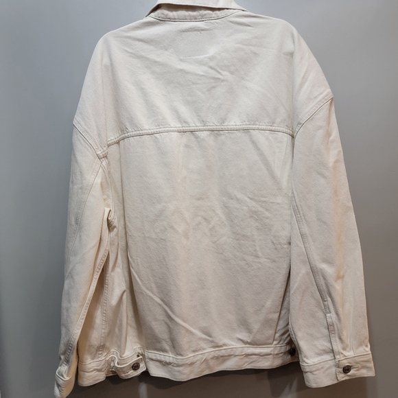 Levi's BAGGY TRUCKER JACKET (PLUS SIZE) In Barely Freezing NEW! - Picture 11 of 11